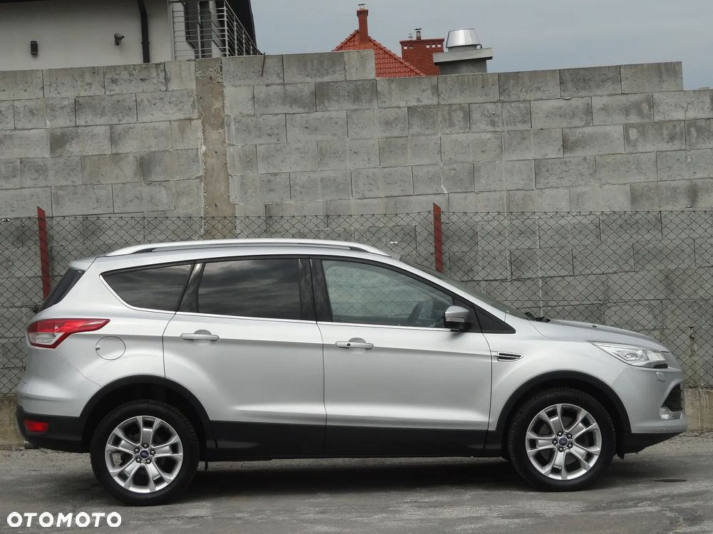 Ford Kuga 2.0 TDCi 4x4 Titanium - 6