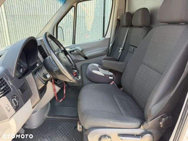 Mercedes-Benz SPRINTER - 24