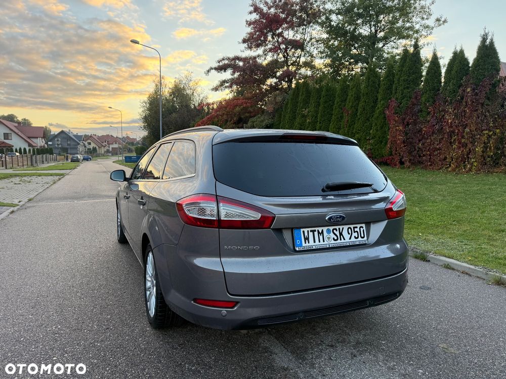 Ford Mondeo - 29