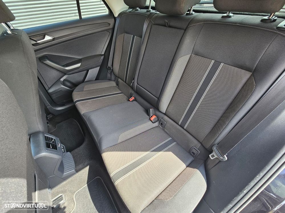VW T-Roc 1.0 TSI Life - 21