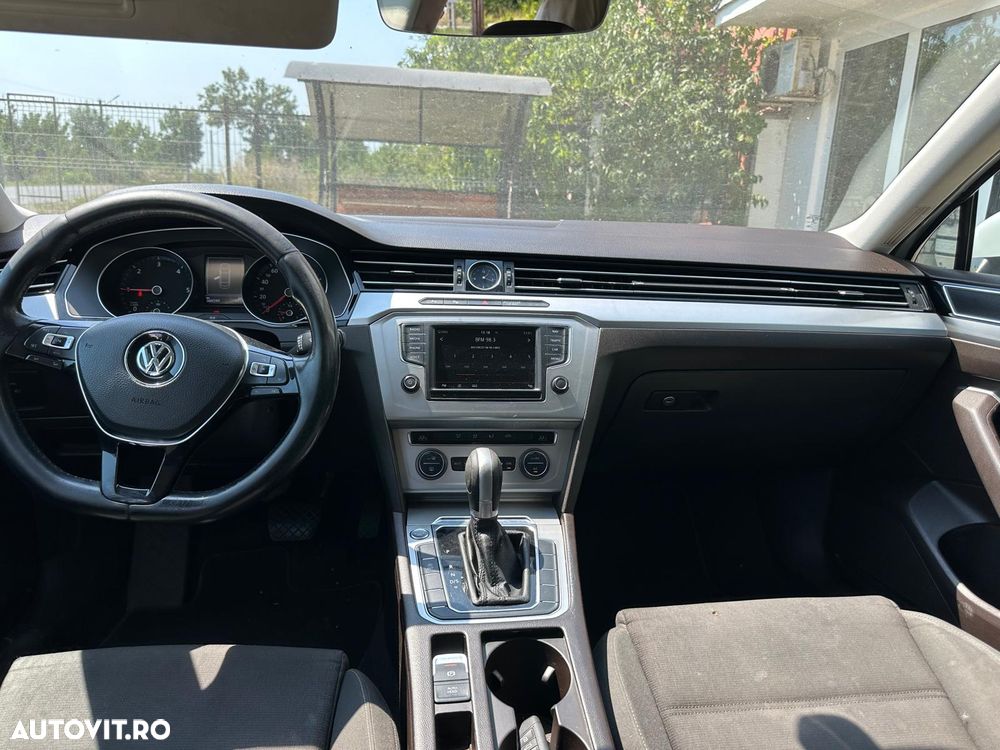 Volkswagen Passat - 5