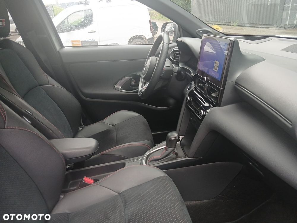 Toyota Yaris Cross Hybrid 1.5 GR Sport - 10