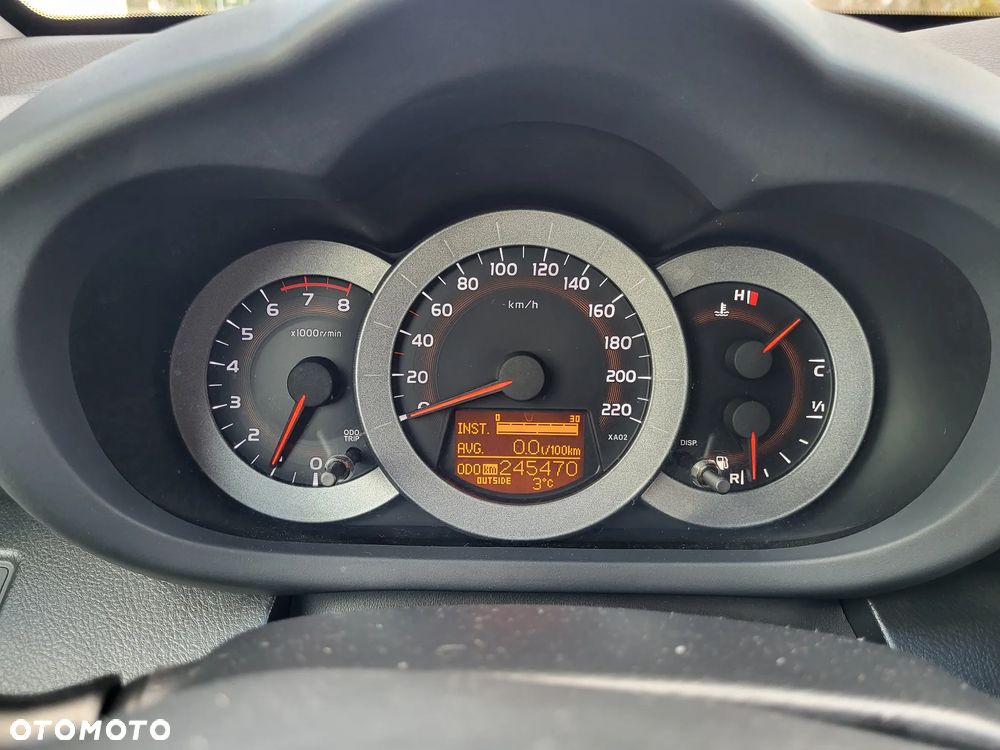 Toyota RAV4 2.0 VVT-i Sol - 19