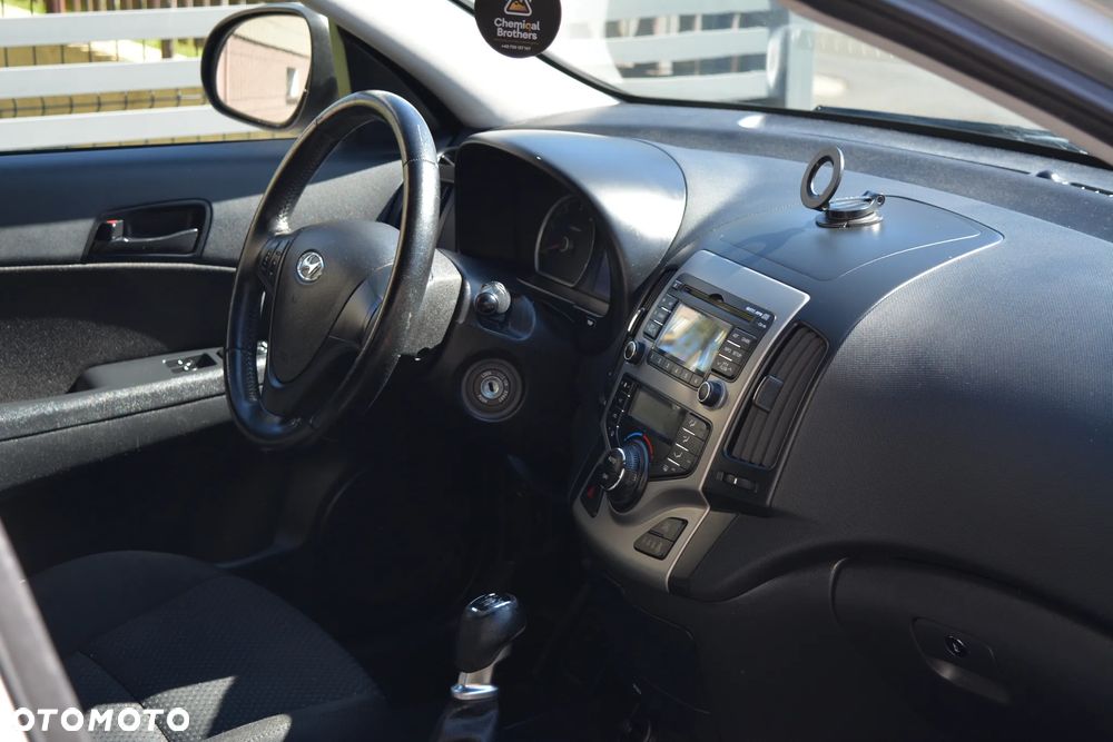 Hyundai i30 1.6 CRDi Blue Classic - 19