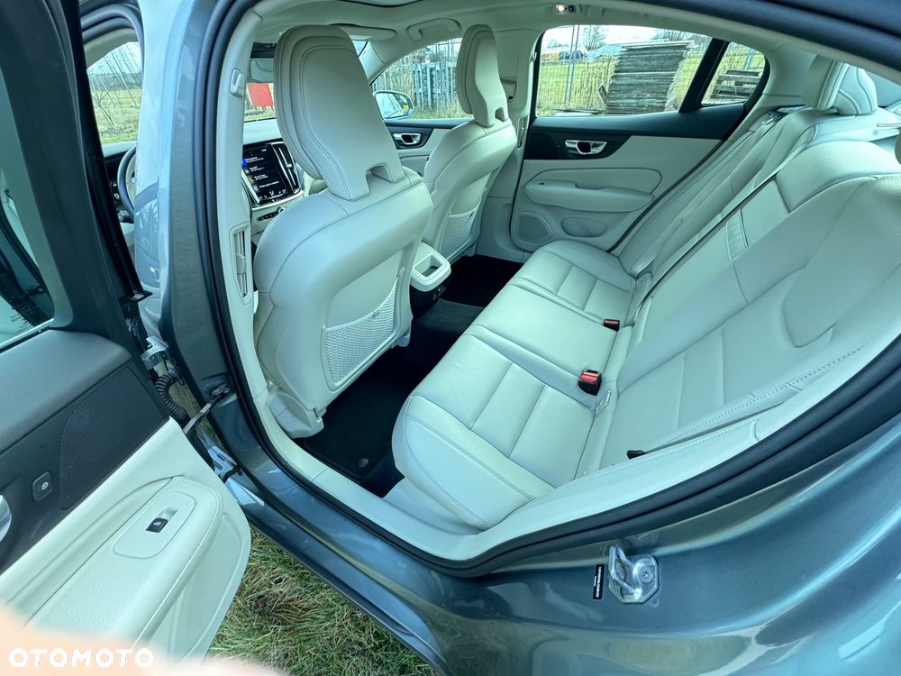 Volvo S60 T5 Inscription - 20