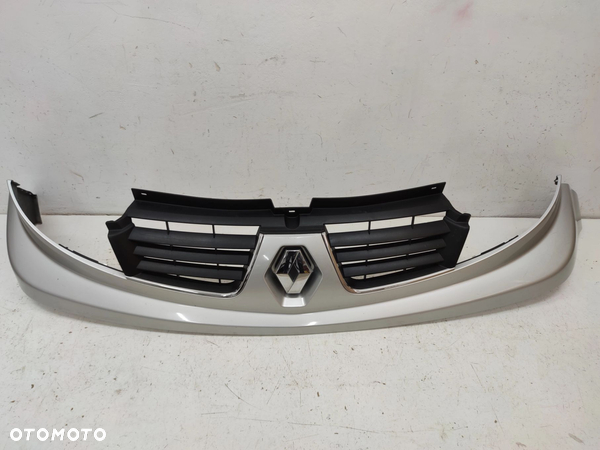 GRILL ATRAPA RENAULT TRAFIC II LIFT