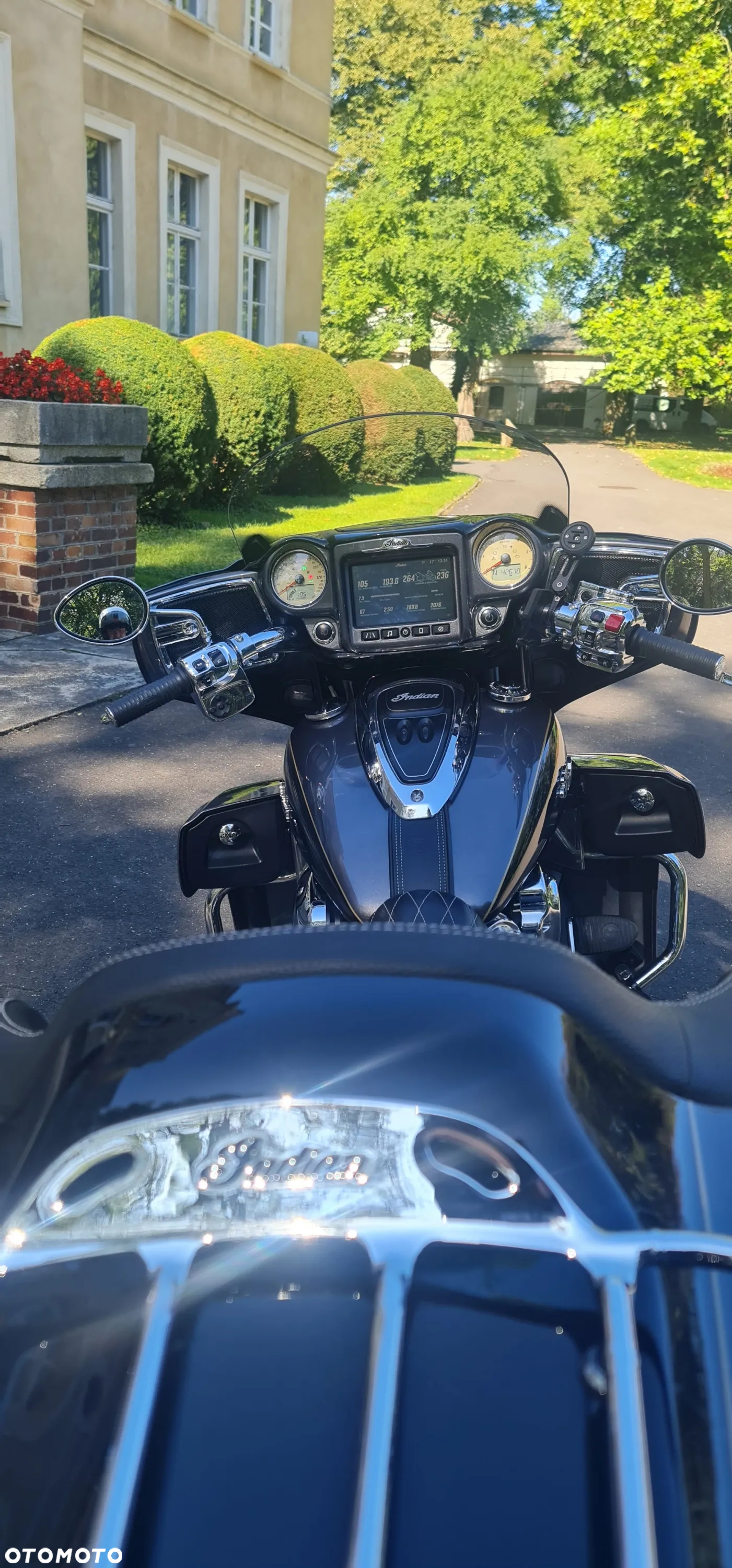 Indian Roadmaster - 6