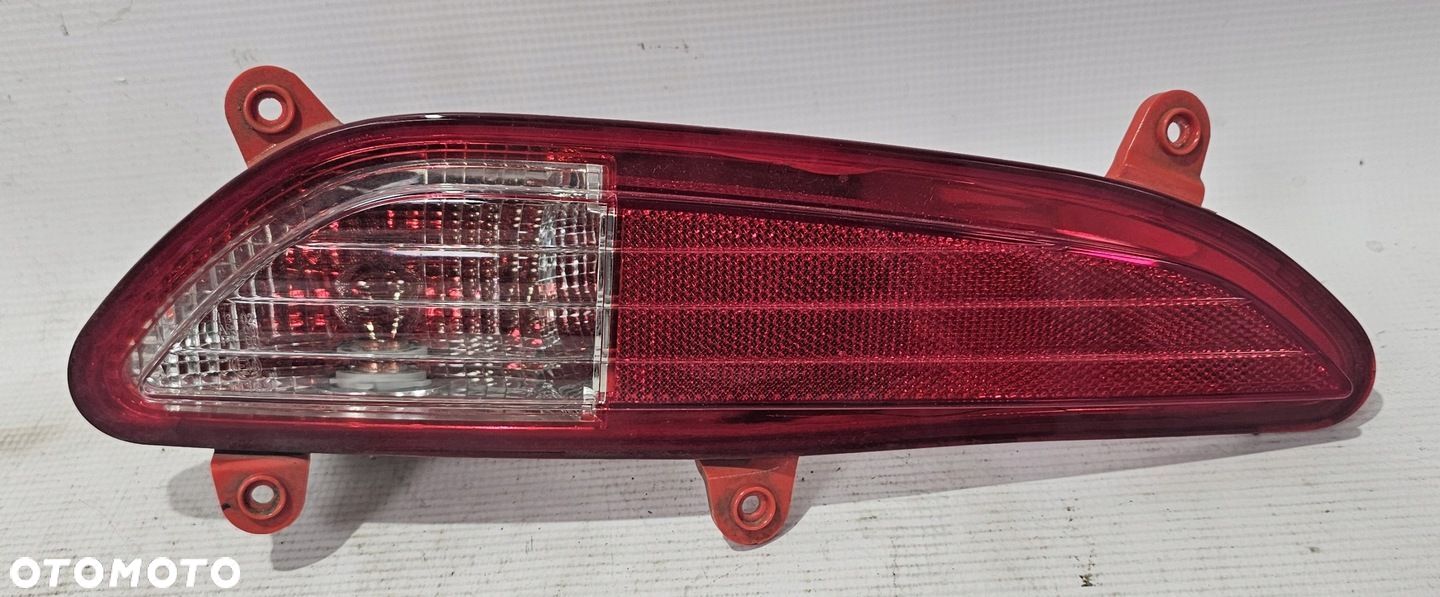 OE LAMPA PRZECIWMGIELNA LEWY TYŁ W ZDERZAK HYUNDA i20 2014-2018 92405-C8000 - 1