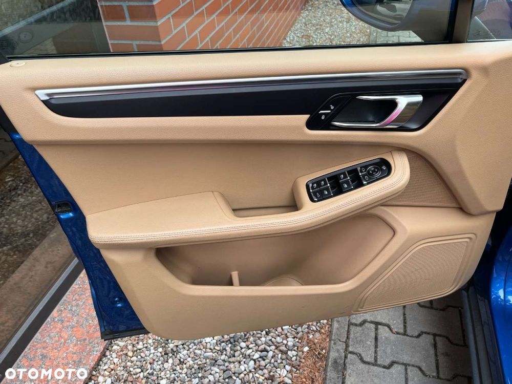 Porsche Macan - 21