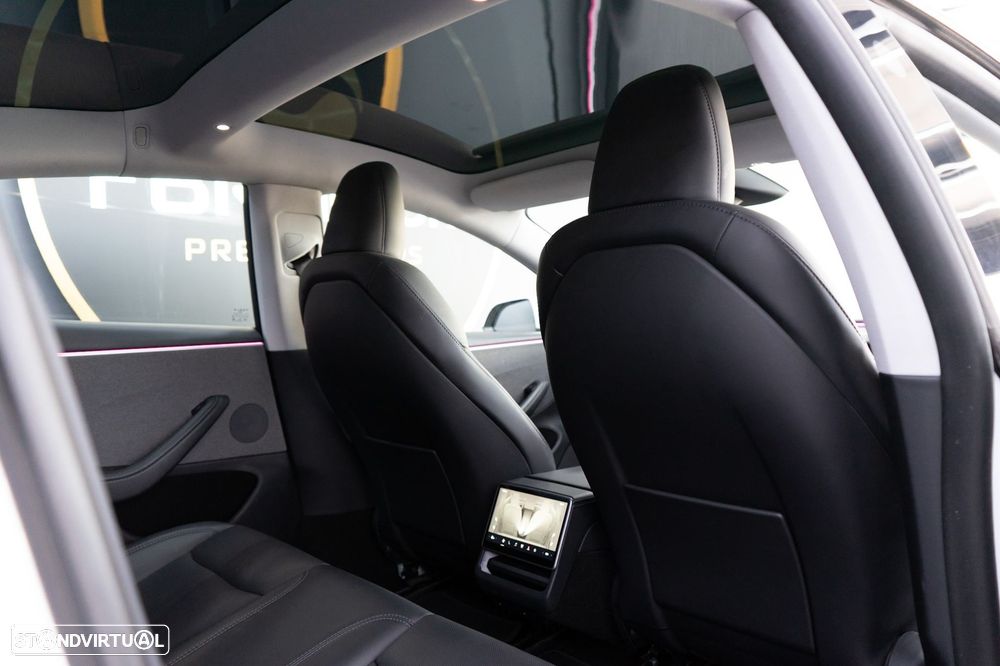 Tesla Model 3 Standard RWD Plus - 40