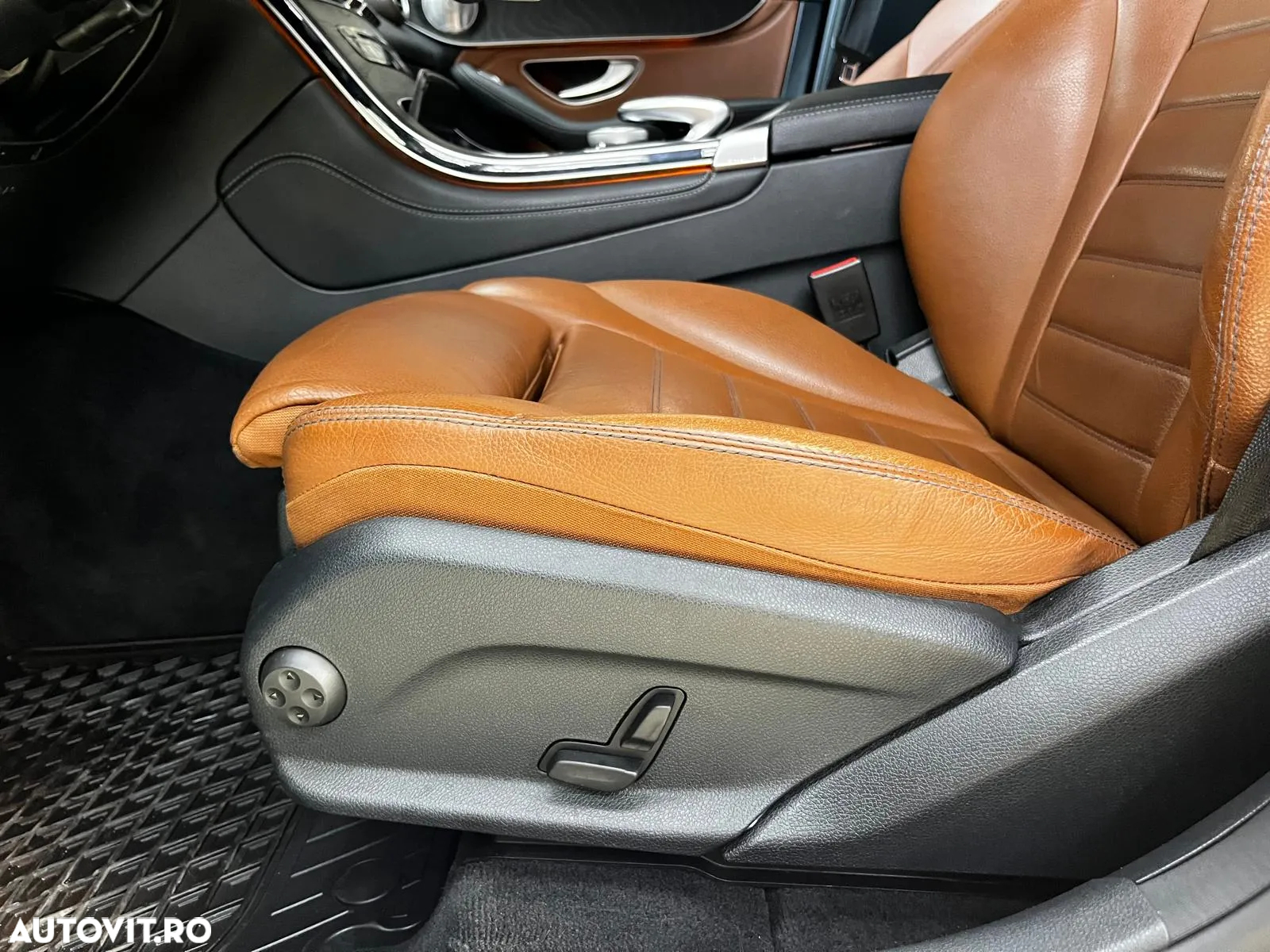 Mercedes-Benz GLC 250 d 4MATIC - 22