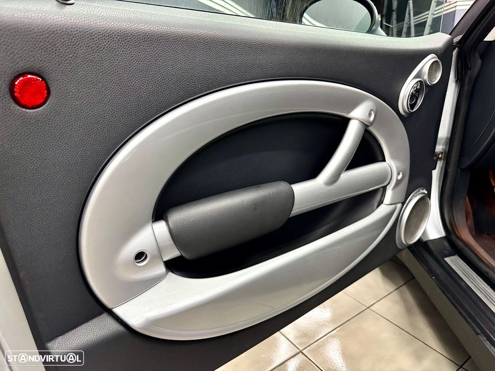 MINI 3 Portas Cooper Parklane - 11