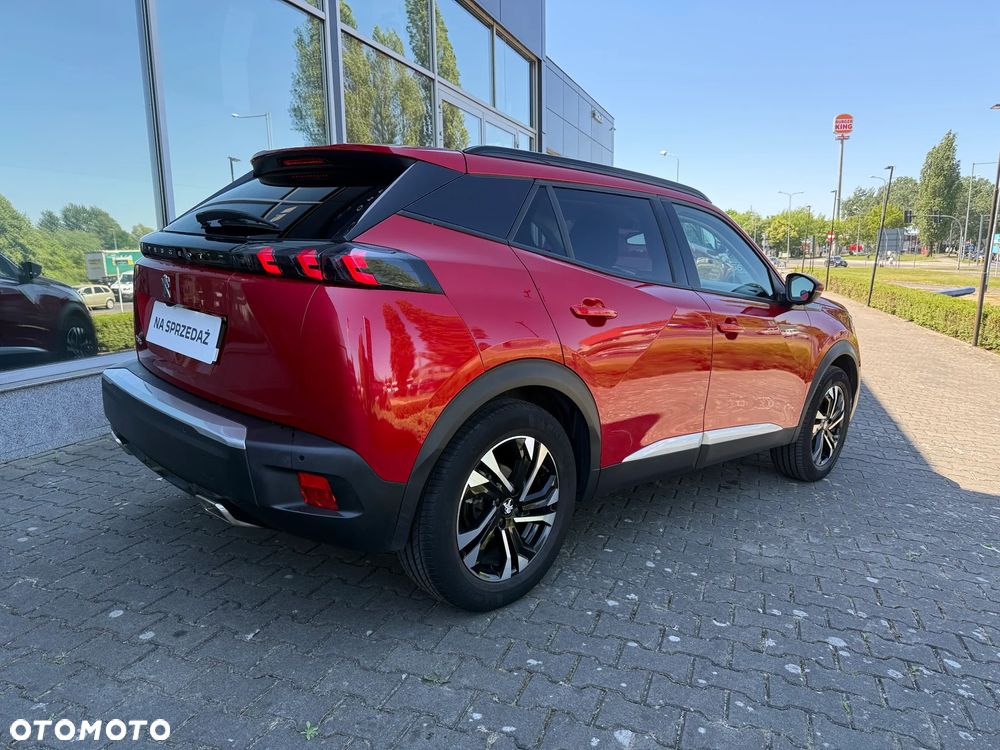 Peugeot 2008 1.2 PureTech Allure S&S EAT8 - 4