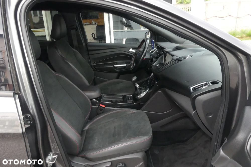 Ford Kuga 2.0 TDCi FWD ST-Line - 7