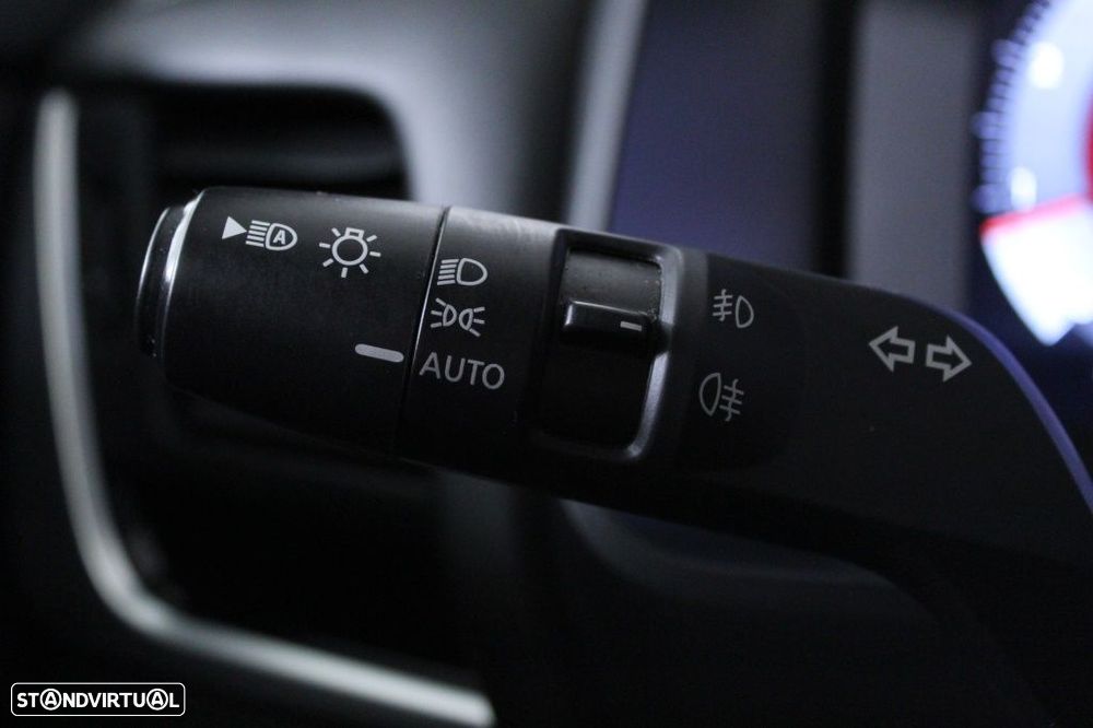 Nissan Qashqai 1.3 DIG-T N-Connecta LED Xtronic - 24