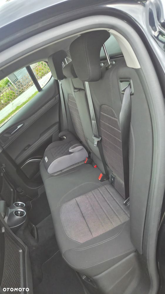 Alfa Romeo Stelvio 2.0 Turbo Q4 - 9