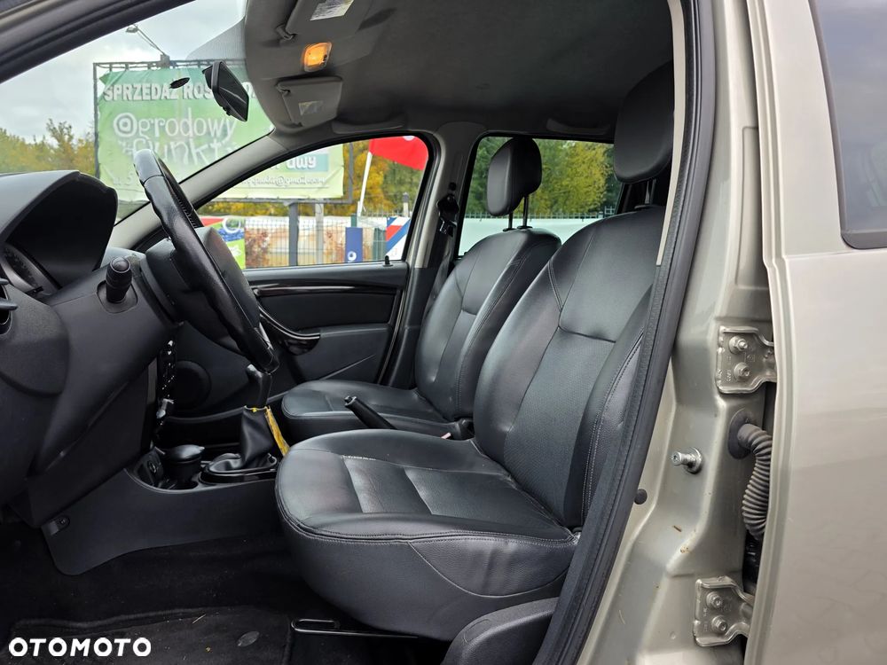 Dacia Duster 1.6 16V 4x2 Prestige - 11