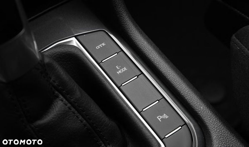 Volkswagen Tiguan 1.4 eHybrid Life DSG - 25