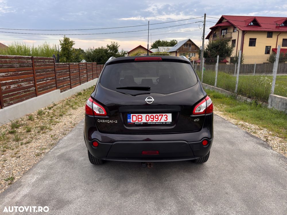 Nissan Qashqai+2 - 5