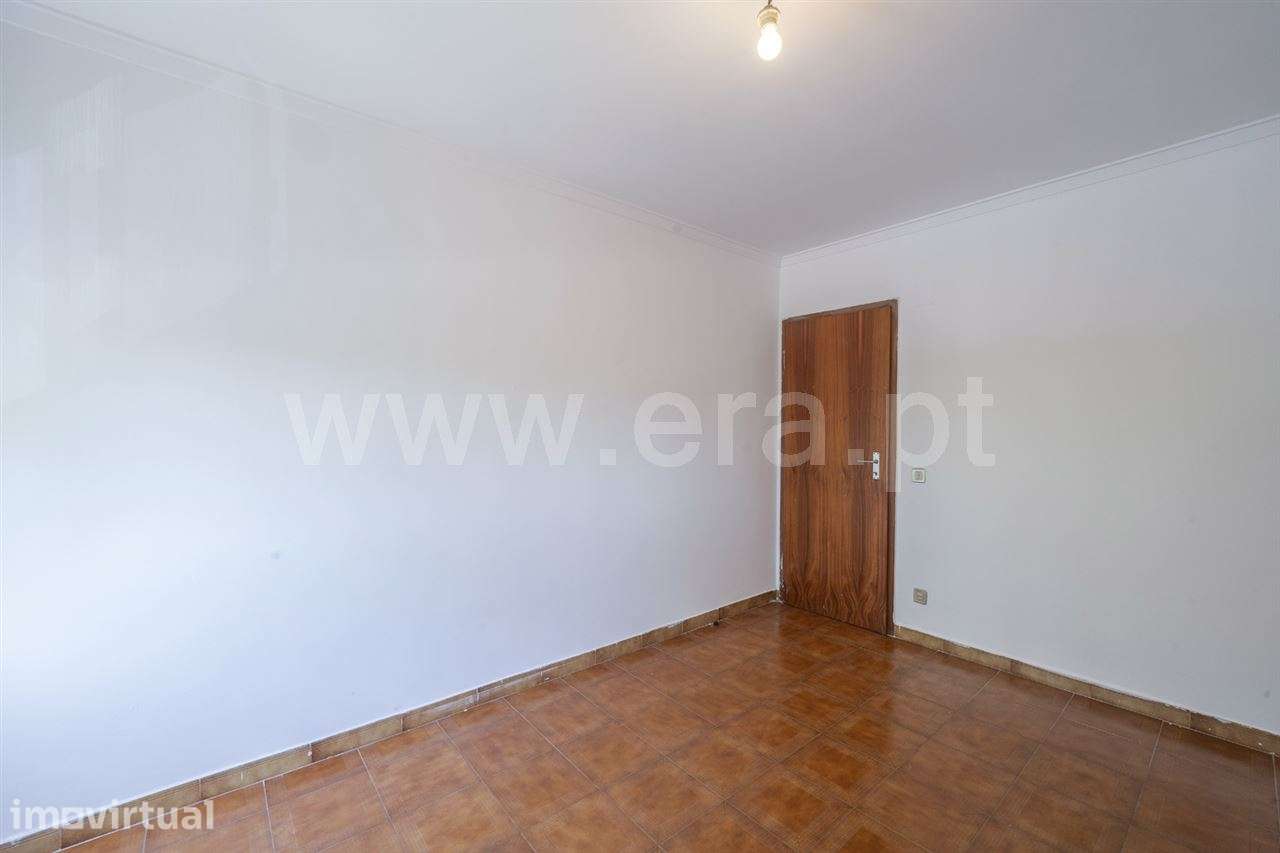 Apartamento T2; Laranjeiro - Grande imagem: 4/12