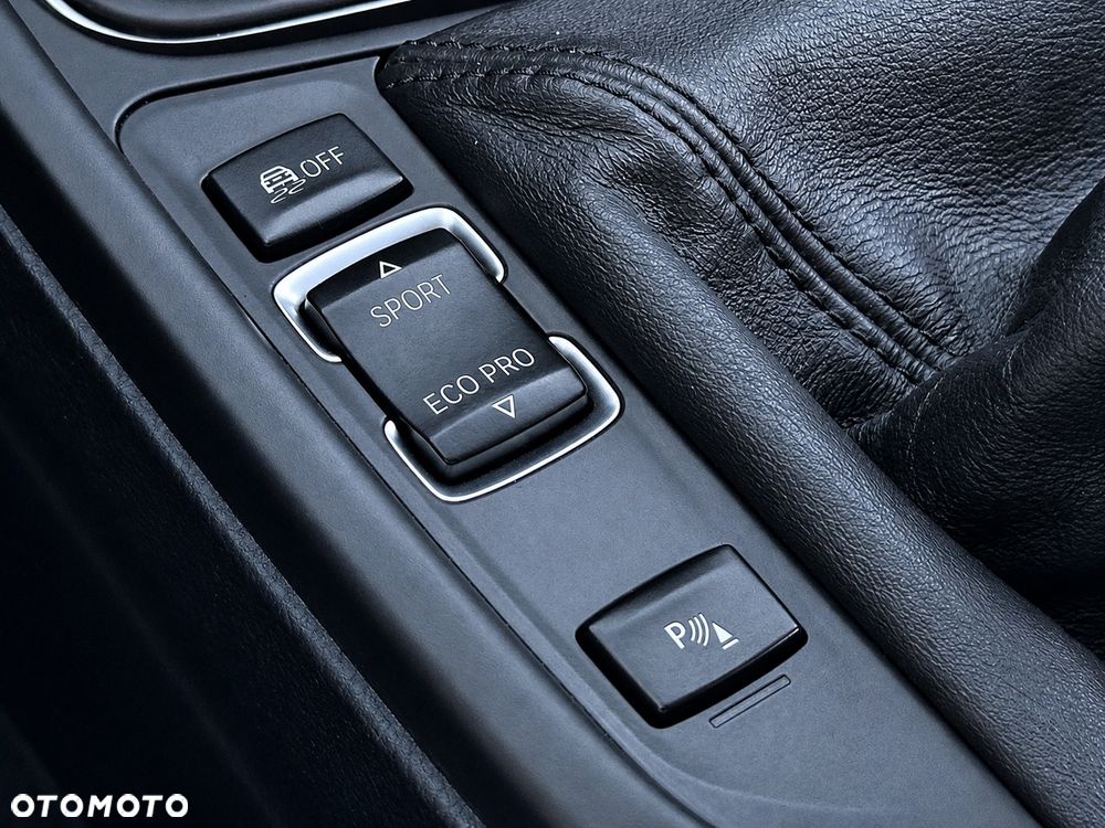 BMW Seria 3 320d M Sport EU6 - 23