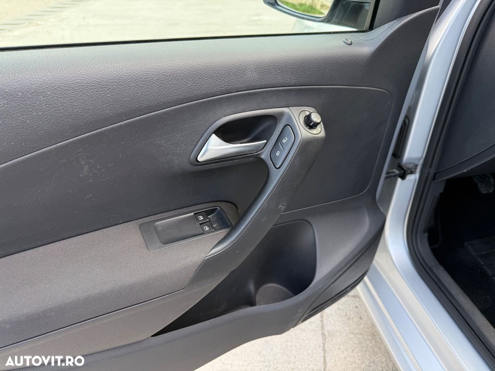 Volkswagen Polo - 27