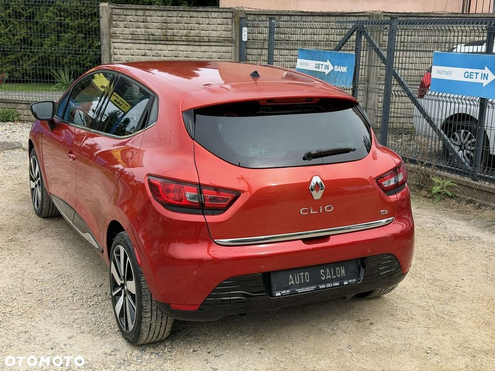 Renault Clio - 10