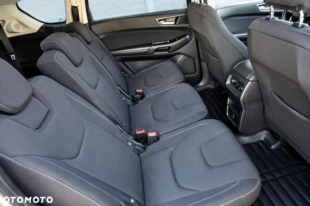 Ford S-Max 2.0 EcoBlue Titanium - 21