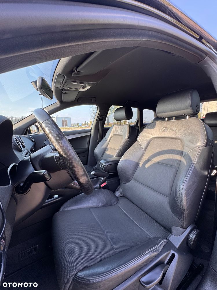 Audi A3 Sportback 2.0 TDI DPF Ambiente - 4