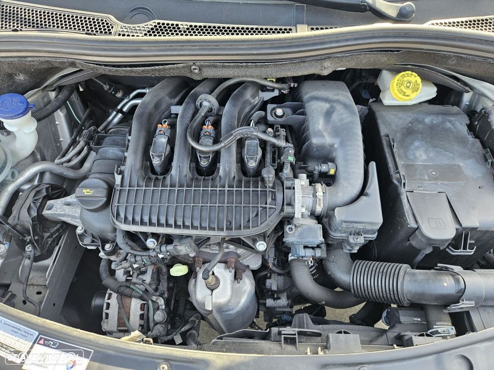 Peugeot 208 1.2 PureTech Style - 50