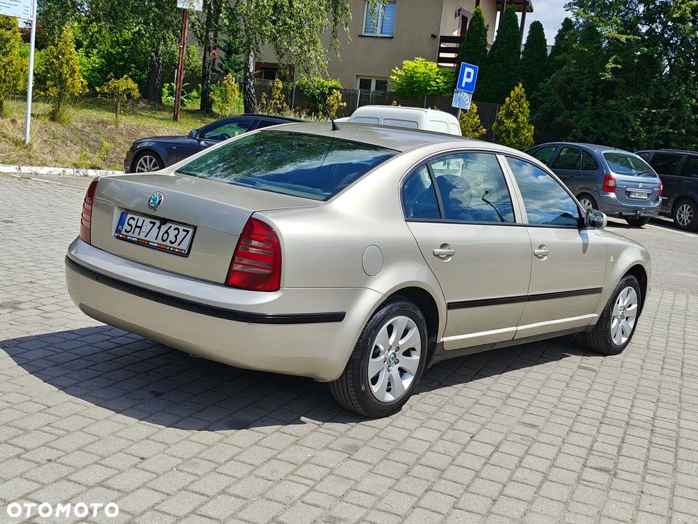 Skoda Superb 1.9 TDI Prestige - 13