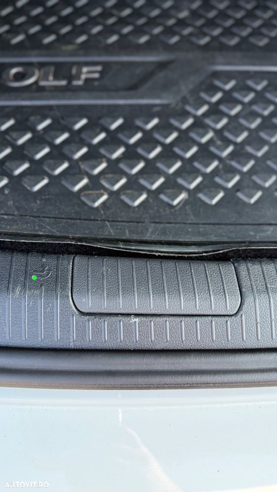 Volkswagen Golf Sportsvan 2.0 TDI BlueMotion Technology DSG Lounge - 15