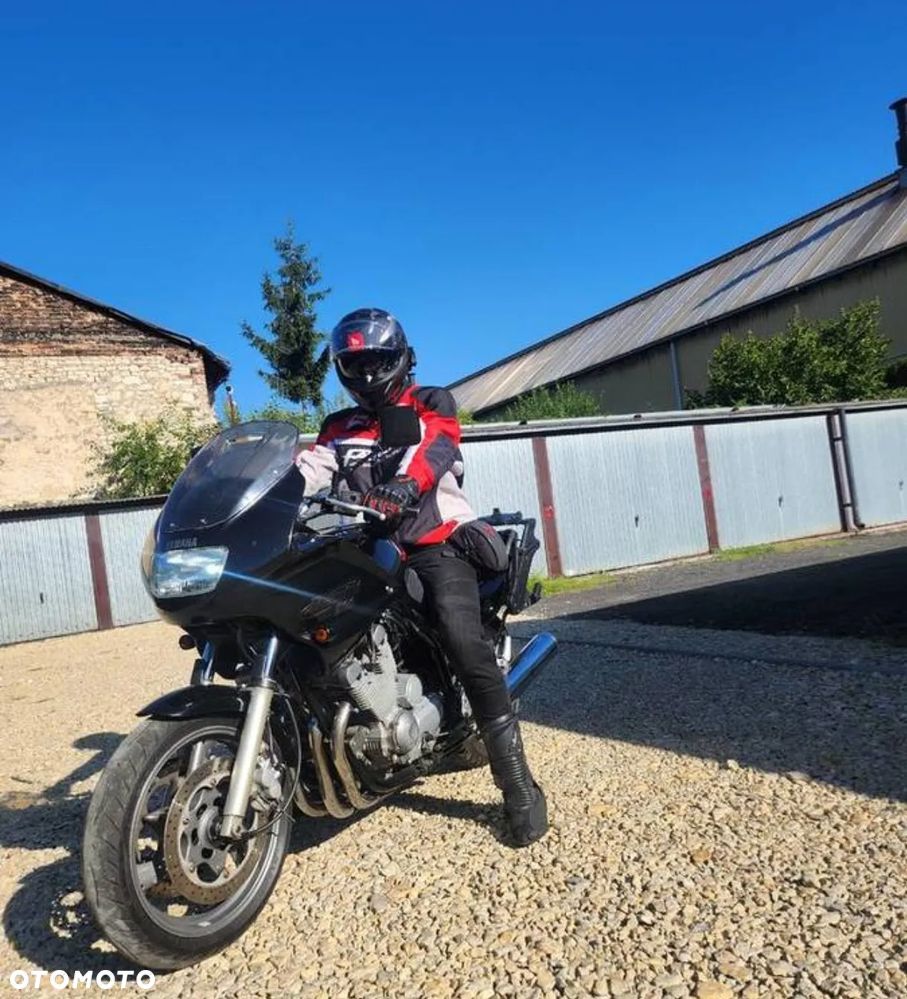 Yamaha XJ - 2