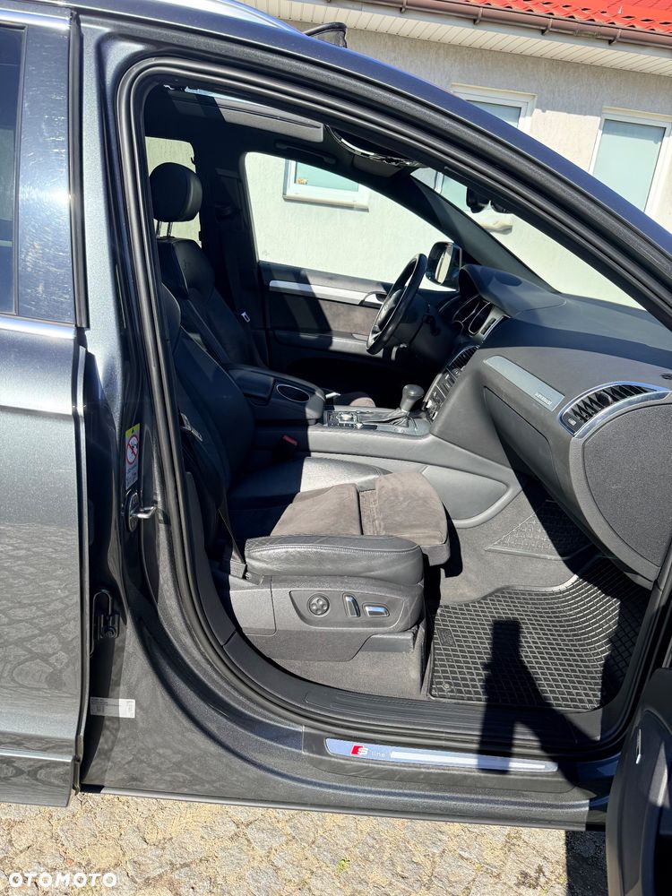 Audi Q7 - 25