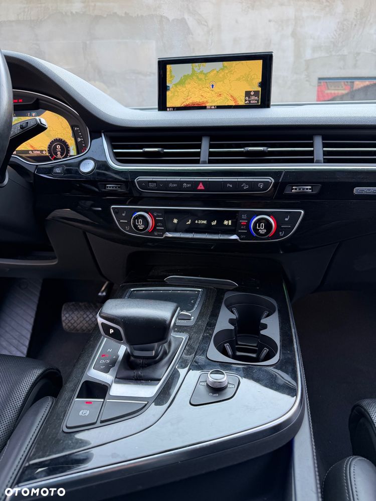 Audi Q7 - 13