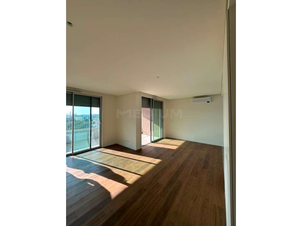 Apartamento T1 Novo no Condomínio 'Verde Vale' - Grande imagem: 3/17