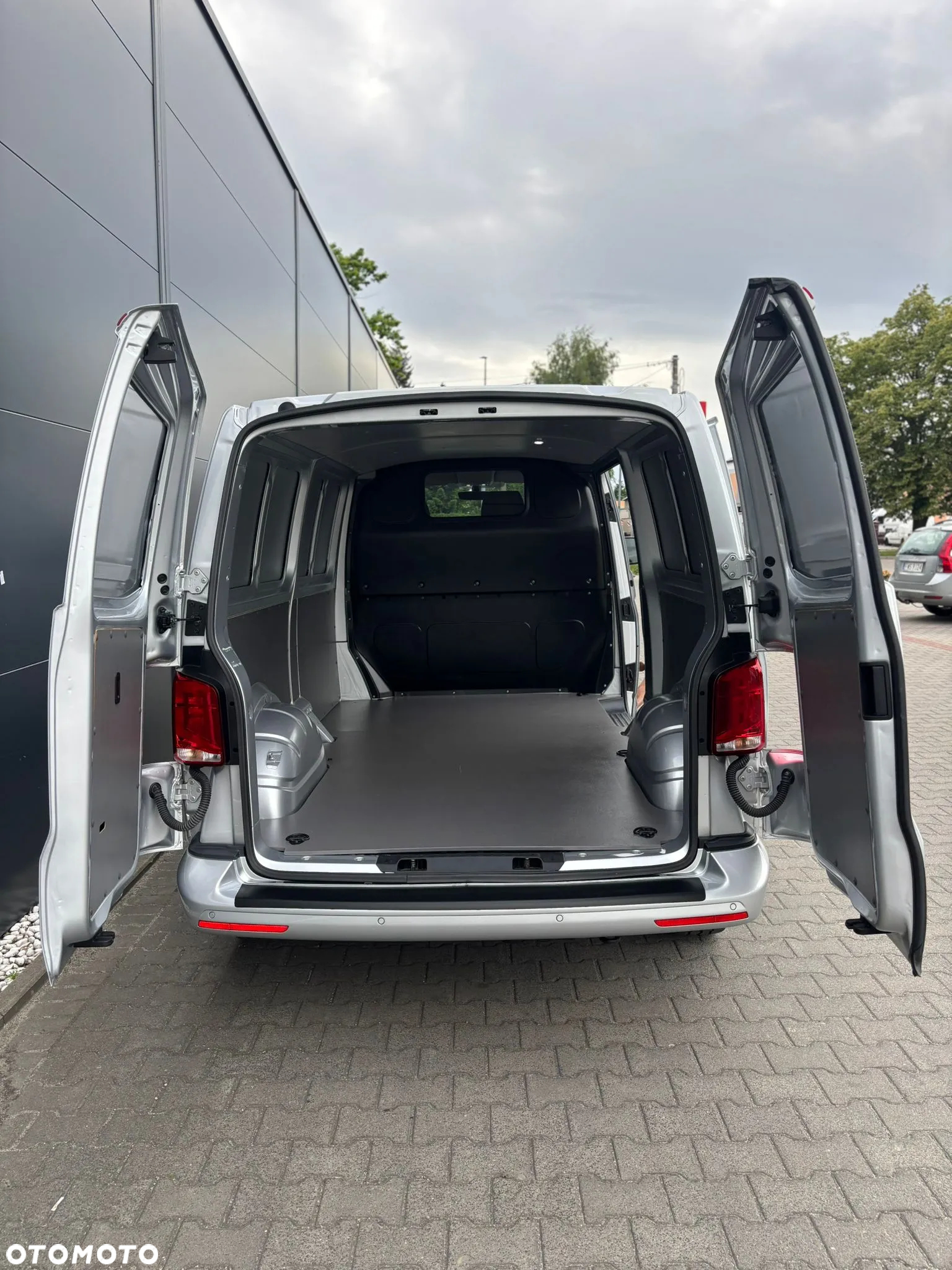 Volkswagen Transporter T6.1 TDI L2 DSG - 15