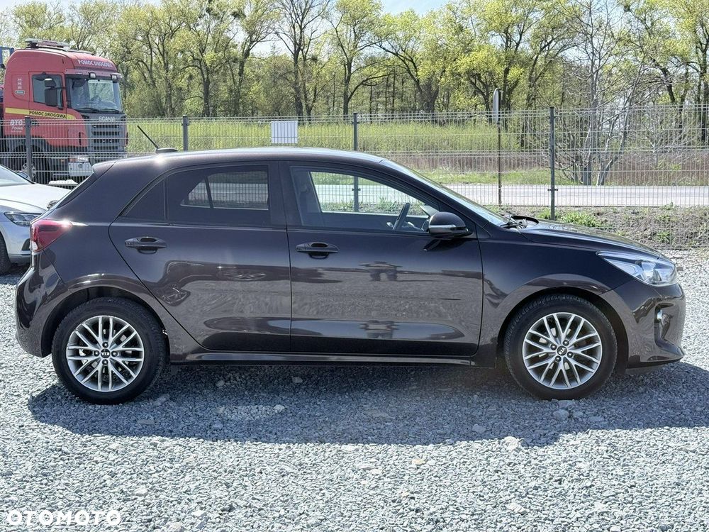 Kia Rio 1.4 XL - 10