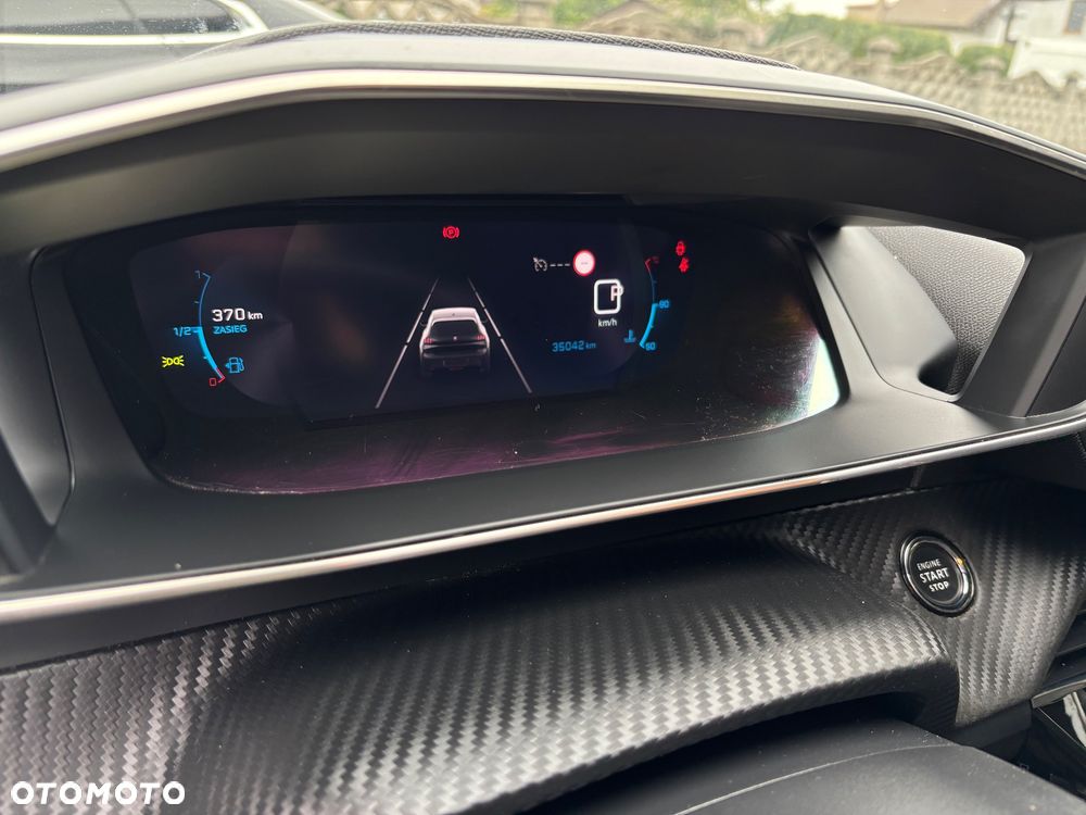 Peugeot 208 PureTech 100 EAT8 Allure - 22
