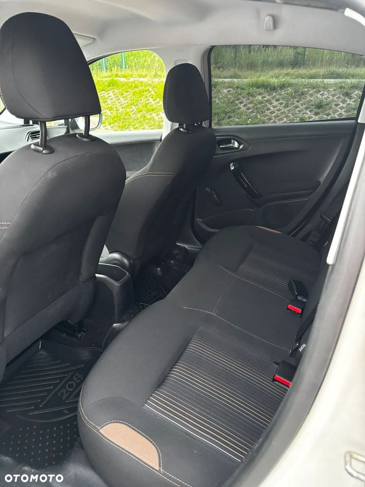 Peugeot 208 1.2 PureTech Active - 6