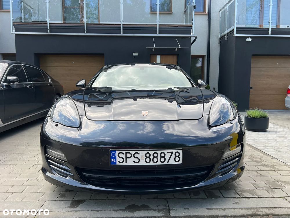 Porsche Panamera 4S - 3