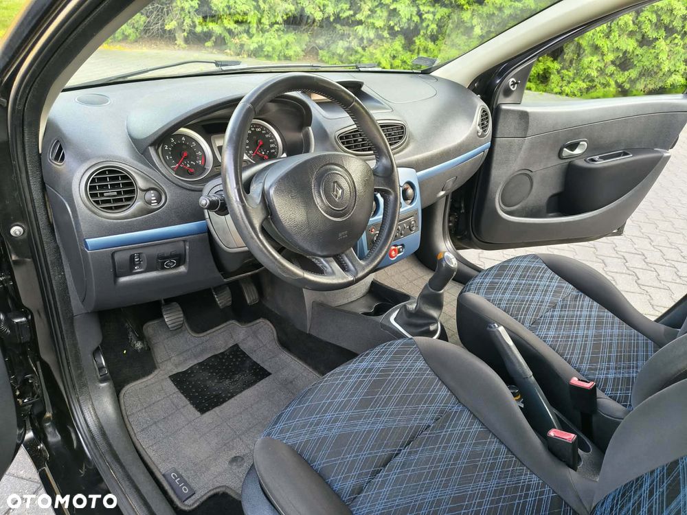 Renault Clio 1.2 16V Exception - 5