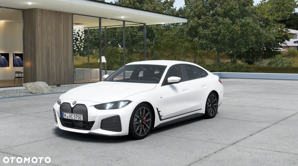 BMW i4 - 7