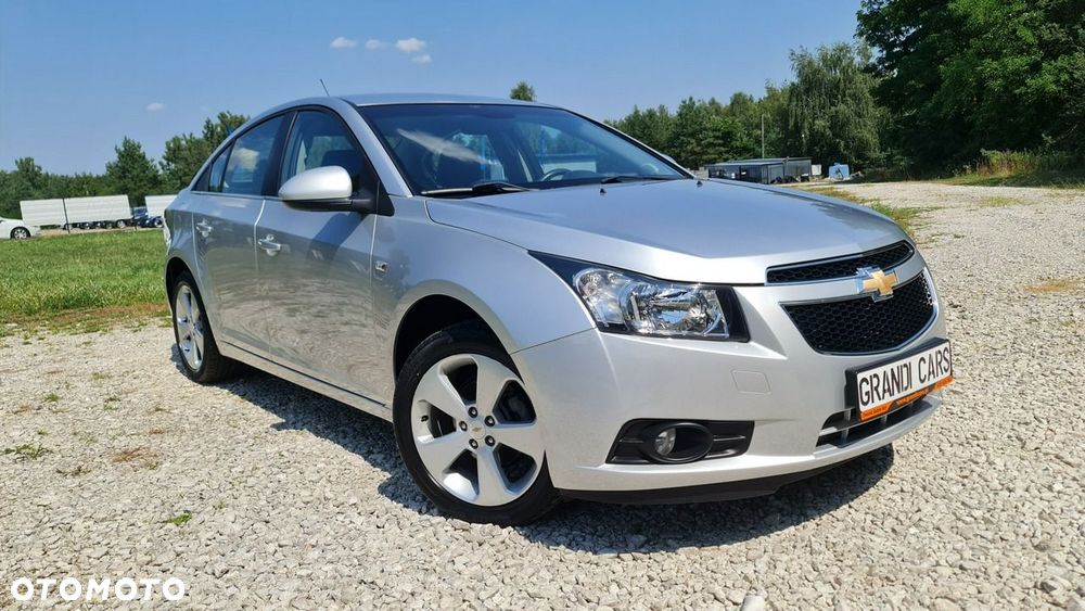 Chevrolet Cruze 1.8 LT - 4