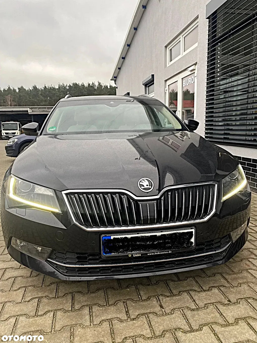 Skoda Superb 2.0 TDI SCR L&K DSG - 3
