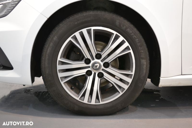 Renault Megane TCe 140 EDC GPF Intens - 5