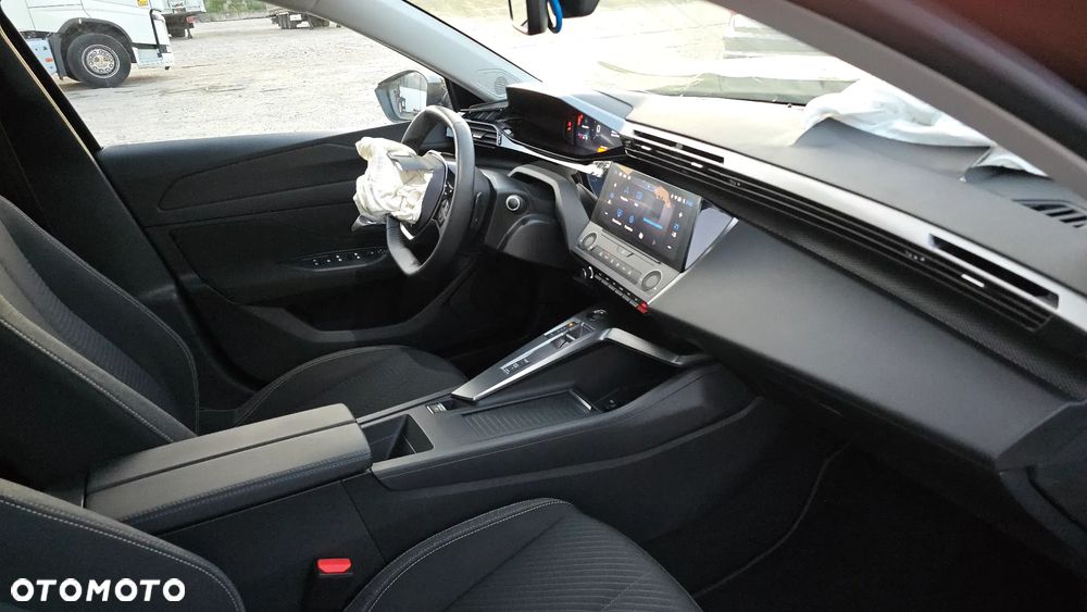 Peugeot 308 SW PureTech 130 EAT8 Active Pack - 32