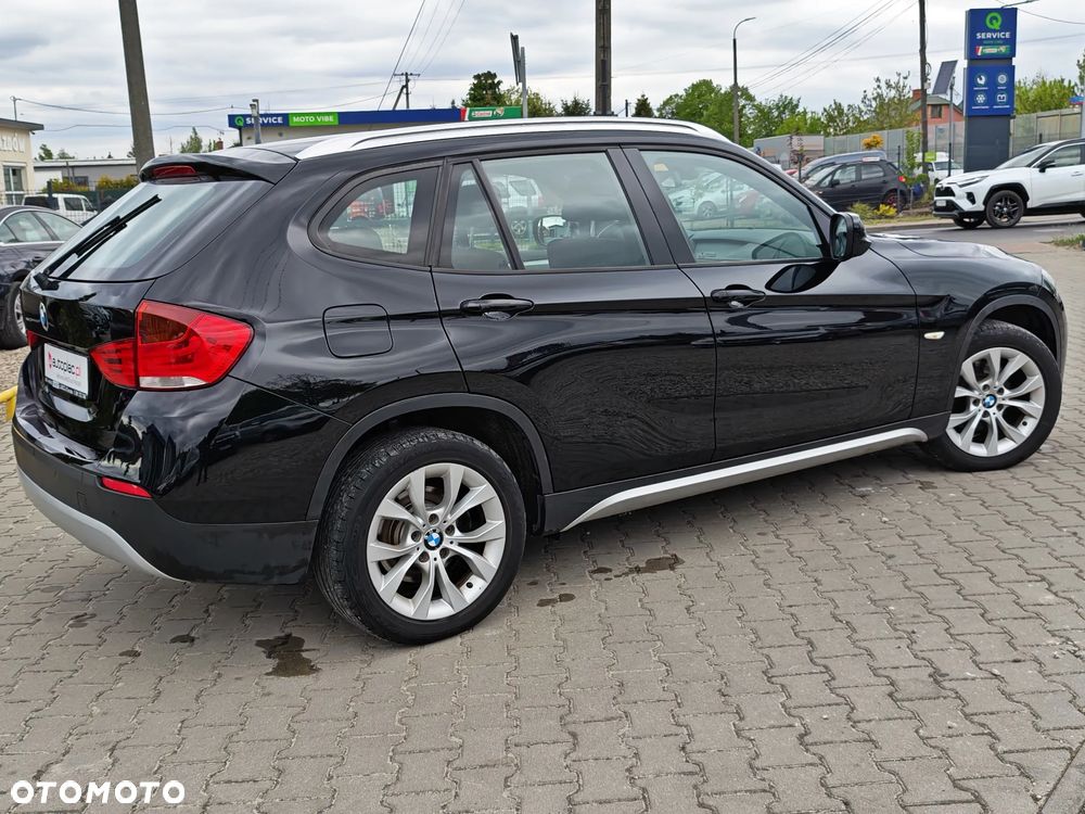 BMW X1 xDrive18d - 9