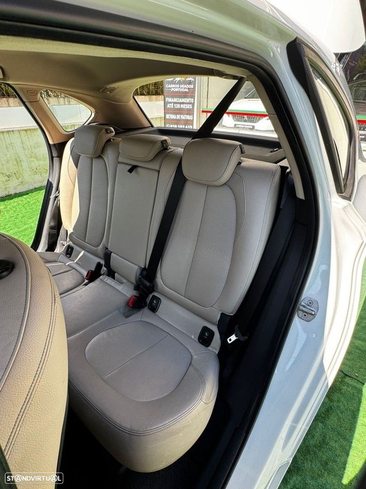 BMW 216 Active Tourer d Line Sport - 14