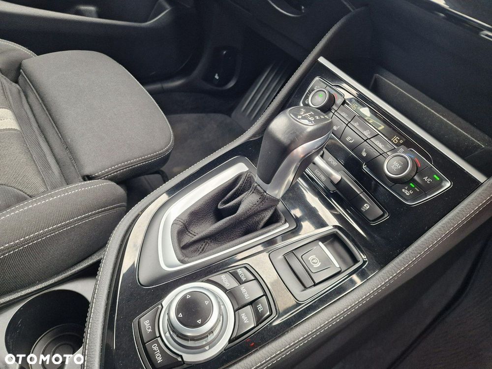 BMW Seria 2 218d Active Tourer Sport-Aut Sport Line - 27